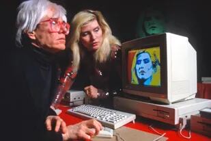 Blondie y Hackatao rendirán tributo a la obra de Andy Warhol con "Hack the borders", un proyecto NFT que se presentará el próximo 6 de agosto