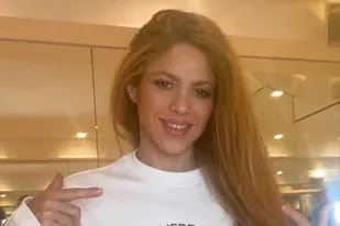 Shakira enseña la "sudadera de la venganza"