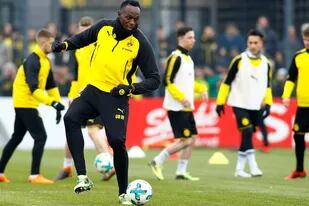 Bolt, en su primera práctica con Borussia Dortmund