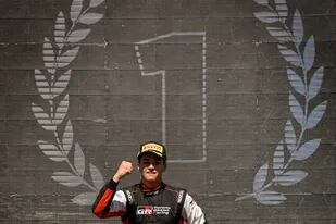Jorge Barrio, la joven estrella del automovilismo nacional, logró su segunda victoria en el TC2000
