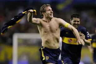 Martín Palermo, el goleador implacable de era dorada de Boca, con Román como uno de sus grandes laderos