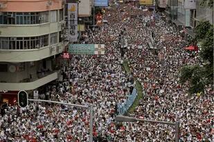 Ciento de miles de manifestantes salieron a las calles de Hong Kong, el domingo pasado, para protestar por un proyecto de ley que permitiría la extradición a China continental