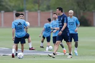 El entrenamiento de la selección Argentina en el predio de AFA será especial el viernes próximo: se medirá con River.