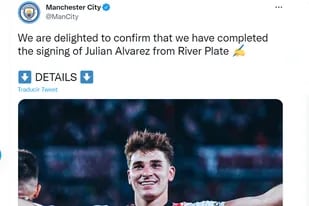 La presentación oficial de la llegada de Julián Álvarez a Manchester City