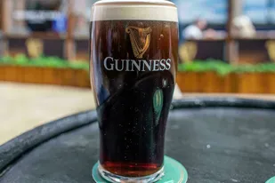La compañía Guinness hizo el anuncio de una prueba piloto (Foto: Paul Faith AFP/Archivos)