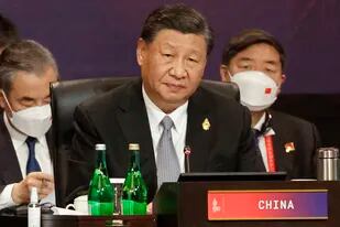El presidente chino, Xi Jinping, asiste a una sesión de la Cumbre de Líderes del G20 en Nusa Dua, Bali, Indonesia, el miércoles 16 de noviembre de 2022.