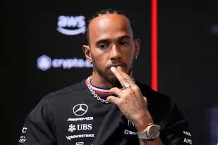 Lewis Hamilton no olvida el fiasco del final de la temporada 2021, y aún no piensa hablar con Michael Masi de lo ocurrido