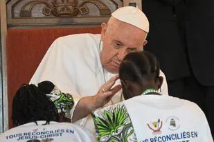 El Papa bendice en la Nunciatura de Kinshasa a las víctimas del conflicto en la República Democrática del Congo