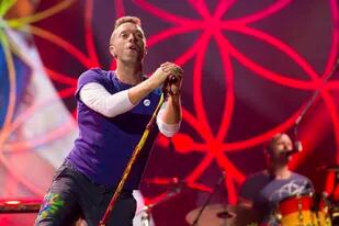 Coldplay imagina un viaje al espacio en su último disco y cómo sería hacer música desde allá