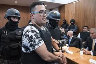 Guille Cantero es uno de los capos narcos que controla desde el penal de Marcos Paz a los sicarios de Los Monos