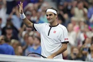 US Open: Roger Federer gana y avanza, pero todavía en la versión "terrenal"