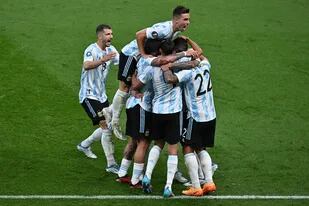 Argentina jugó un partidazo ante Italia donde sobresalieron muchos futbolistas del equipo de Scaloni