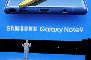 DJ Koh, jefe de la división de celulares de Samsung, presentó el Galaxy Note9 en Nueva York