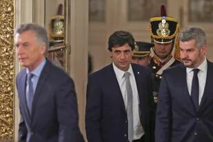 Macri, Lacunza y Peña, ayer, antes de la jura del flamante ministro de Hacienda