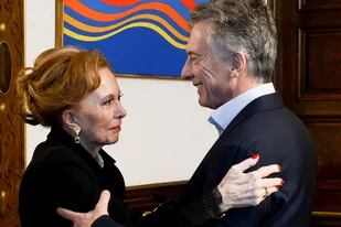 El presidente Mauricio Macri recibió en la Casa Rosada a la conductora y exdiputada Pinky Satragno