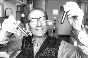 César Milstein, Premio Nobel de Fisiología y Medicina, se formó en la UBA