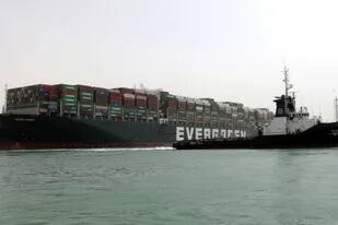 El incidente del Ever Given provocó un enorme atasco para cruzar el Canal de Suez