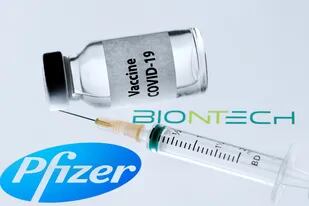 La vacuna de Pfizer podría a empezar a aplicarse la semana próxima en EE.UU.