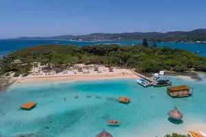 La paradisiaca isla del Caribe de apenas 83 km que recibirá al crucero más grande del mundo