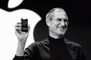 Steve Jobs durante la presentación de un iPhone