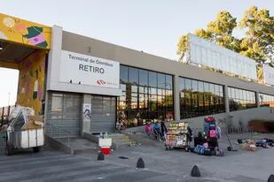 La estación terminal de Retiro se encuentra cerrada por obras; los servicios que comenzaron a llegar a la ciudad son derivados a Liniers o Dellepiane