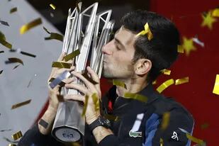 Djokovic, nuevamente campeón en Shanghai. El serbio quedó a un paso de la cima del ranking