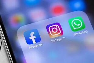 Facebook, Instagram y WhatsApp dejaron de funcionar en el mediodía del lunes