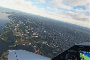 Una vista aérea de la vista al río de la ciudad de Buenos Aires y del estadio de River Plate, disponible dentro del simulador de vuelo Flight Simulator de Microsoft