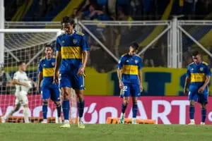 Boca ganaba con un golazo de Merentiel, Cavani desperdició varias chances y Sarmiento le empató
