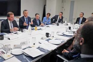 El presidente Mauricio Macri recibió esta mañana a un grupo de inversores en una reunión que se realizó en las oficinas del Financial Times