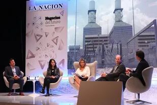 Girotti, Szenkman, Carla Quiroga (editora de La Nación), López y Browne