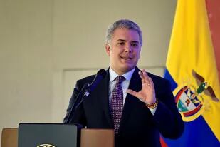El presidente de Colombia, Iván Duque, anunció la impllementación de tres días sin IVA para junio y julio, con el objetivo de alentar el consumo
