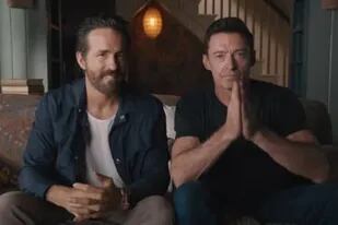 Hugh Jackman volverá a ponerse en la piel de Wolverine en Deadpool 3, así lo anunció junto a Ryan Reynolds
