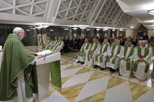 La cúpula del Episcopado concelebró la misa matutina con Francisco