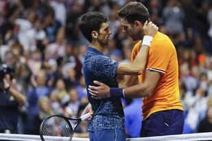 Novak Djokovic y Juan Martín del Potro en la final del US Open de 2018; en la próxima edición, el serbio irá por su 21° trofeo grande, mientras que el argentino no lo jugaría.