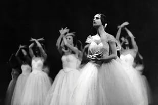 Inolvidable, Olga Ferri como Giselle en una escena del segundo acto del ballet romántico