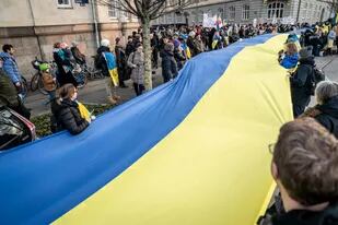 Una manifestación a favor de Ucrania frente a la embajada rusa en Dinamarca