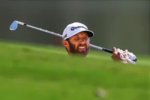 La mirada atenta de Dustin Johnson en East Lake Golf Club, donde se llevó la FedEx Cup
