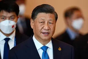 El presidente de China Xi Jinping llega a la cumbre de la APEC, el sábado 19 de noviembre de 2022, en Bangkok. (Jack Taylor/Pool Photo via AP)
