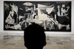 Guernica, la obra emblemática de Pablo Picasso, está expuesta en el Museo Reina Sofía