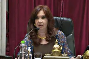 Cristina Kirchner cobra mensualmente dos prestaciones vitalicias consideradas de privilegio
