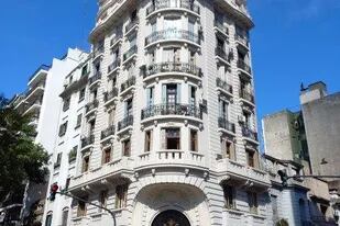 Se rematarán 10 propiedades en pesos dentro de la Ciudad de Buenos Aires, una de ellas ubicada en Moreno y Solís es un edificio histórico
