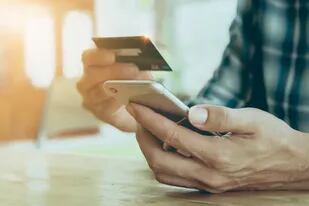 La tecnología de pagos sin contacto crece en la Argentina de la mano de la tecnología NFC o near field communication, que permite el intercambio de información entre dispositivos