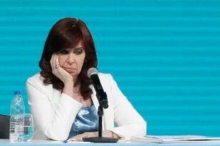 Cristina Fernández de Kirchner, en una foto de archivo en el Acto por la conmemoración de los 100 años de YPF
