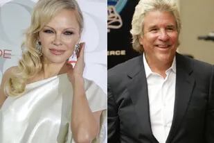 Pamela Anderson contrajo matrimonio en secreto con el productor de cine Jon Peters en 2020