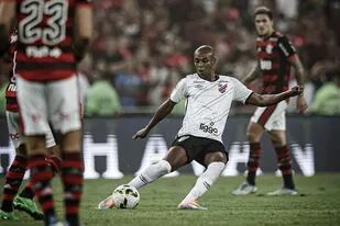 La clase de Fernandinho, que ya debutó con la camiseta de Atlhetico Paranaense ante Flamengo