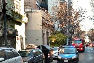 Un hombre se atrincheró en una vivienda  en Avenida Congreso 2186, en Belgrano