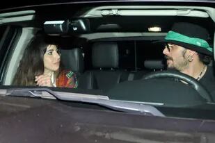 Daniel Osvaldo llegando a The Roxy junto a  su novia, Gianinna Maradona, desmintiendo así rumores de distanciamiento