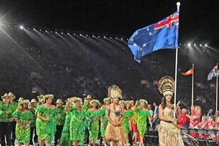 El desfile de la delegación de las Islas Cook en los Juegos del Commonwealth en 2018