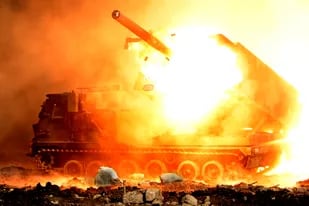 El pedido de Ucrania a Estados Unidos para terminar con la guerra consiste en el envío de un M270 MLRS, un lanzacohetes múltiple autopropulsado y blindado